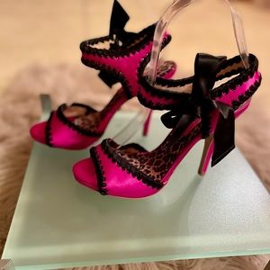 Betsy Johnson Hot Pink & Black Sandals